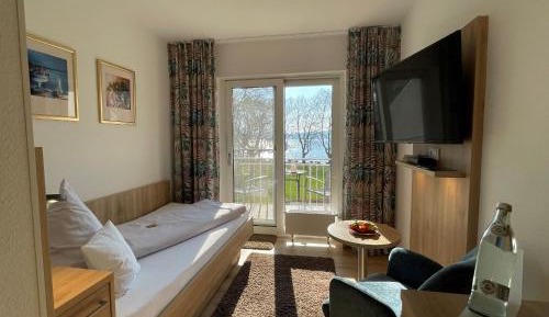 Single Room with Balcony