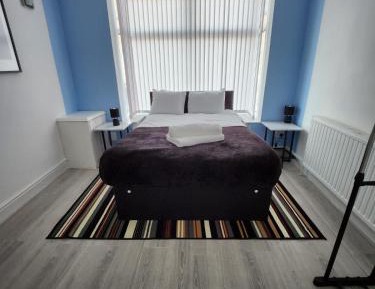 Double Room with Shared Bathroom