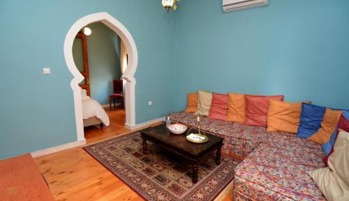 Apartment with Garden View