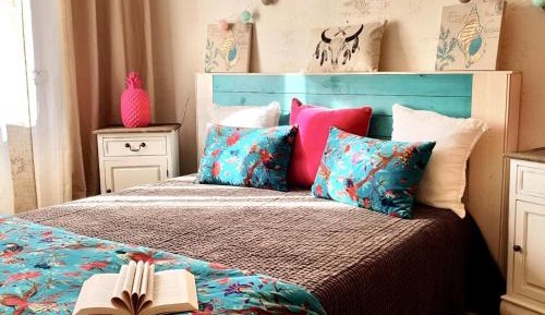 Holiday Home (8 Adults)