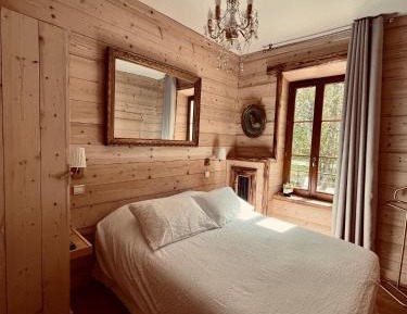 Double Room with Mountain View