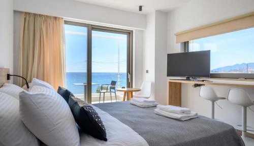 Studio with Sea View