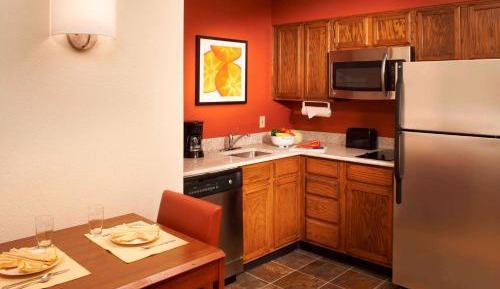 Two Bedroom Suite - Queen Each Room