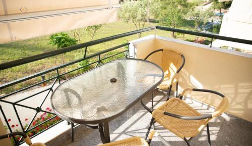 Apartment (3 Adults)