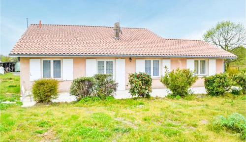 Two-Bedroom Holiday Home