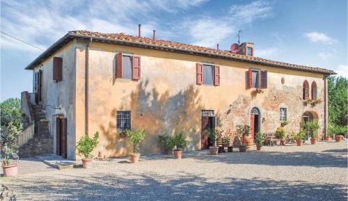 Four-Bedroom Holiday Home