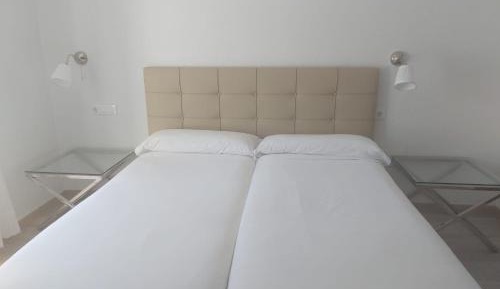Deluxe Double or Twin Room with River View