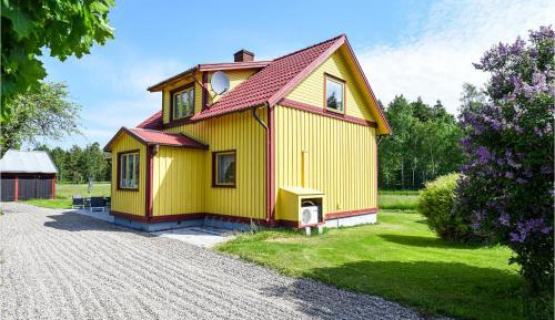 Two-Bedroom Holiday Home