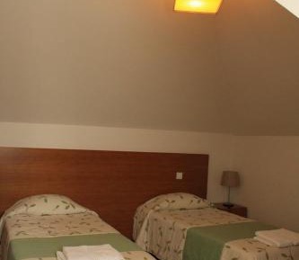 Double or Twin Room with Mountain View