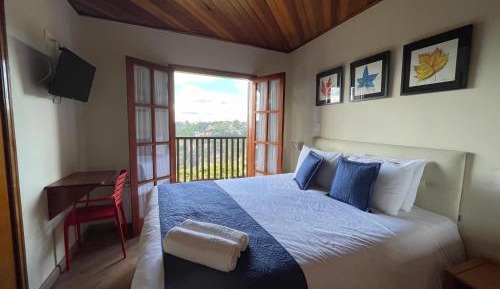 Suite with Hot Tub