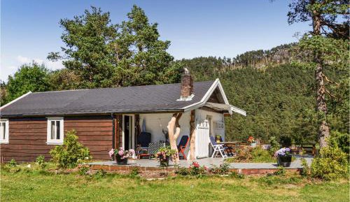 Three-Bedroom Holiday Home 