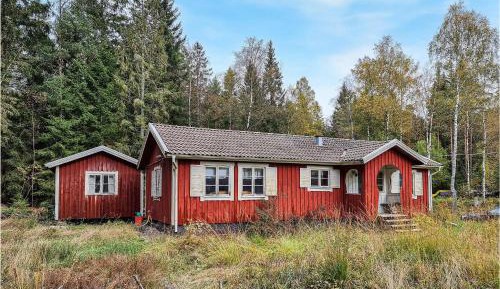 Three-Bedroom Holiday Home 