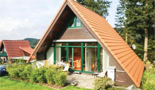 Three-Bedroom Holiday Home 