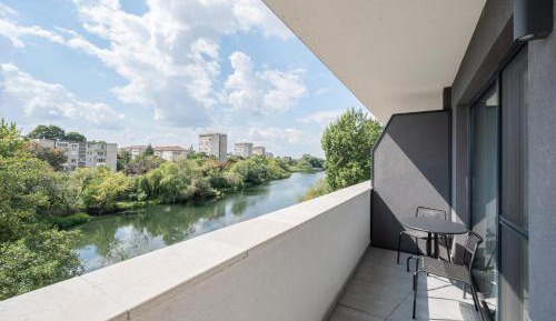 Apartment with Balcony