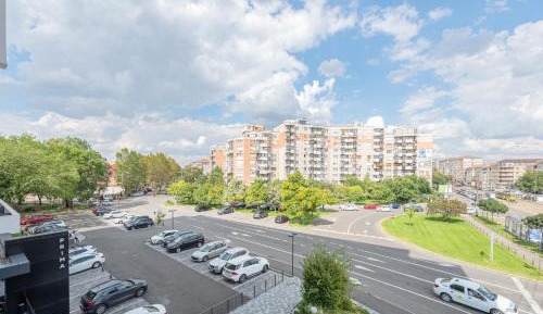 Apartment with Balcony