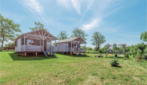 One-Bedroom Holiday Home