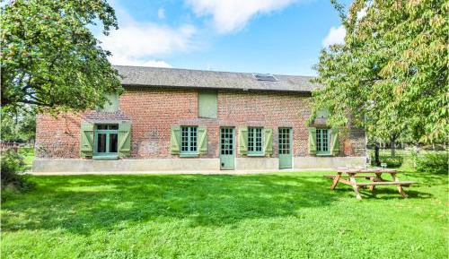 Three-Bedroom Holiday Home 