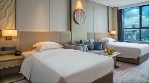 Standard Twin Room with City View