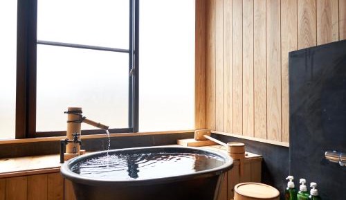 Twin Room with Private Bathroom