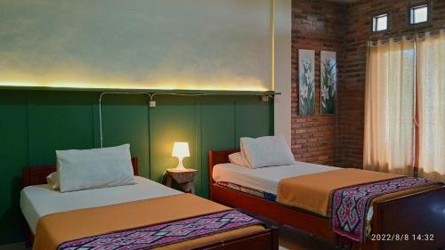 Basic Triple Room