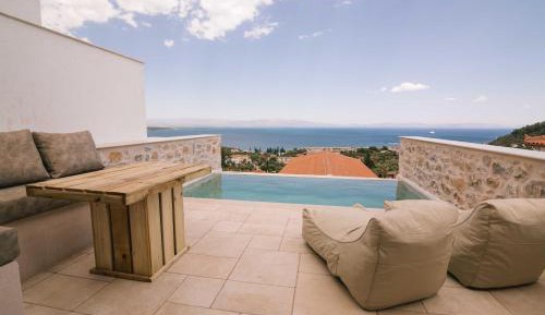 Suite with Private Pool