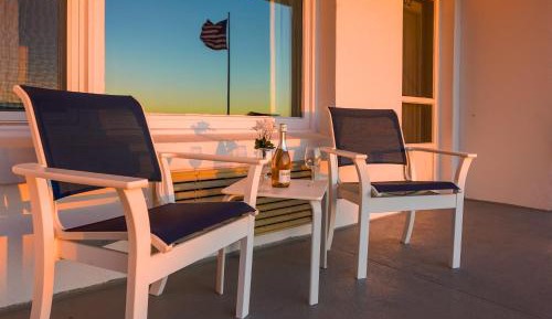 Deluxe King Room with Balcony and Ocean View