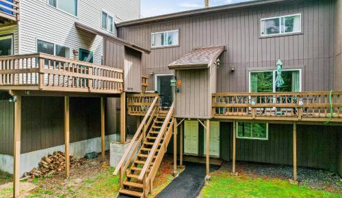 Two Bedroom Apartment 