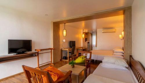 Family Room with Sea View