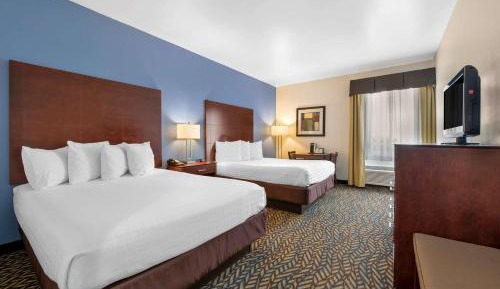 Queen Room with Two Queen Beds