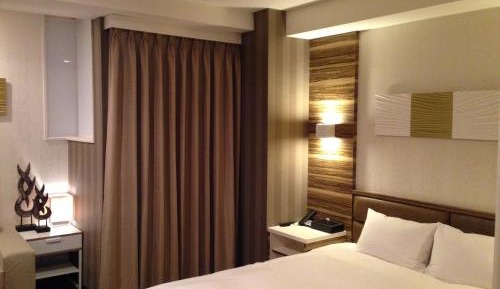 Double Room - Non-Smoking 