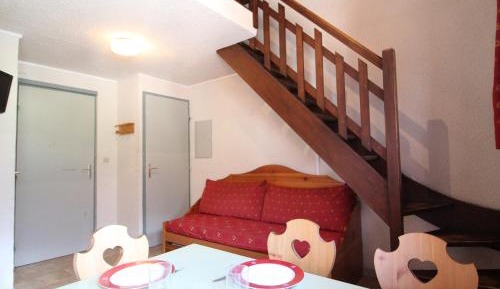 Apartment (5 Adults)