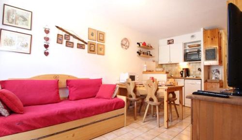 Apartment (4 Adults)