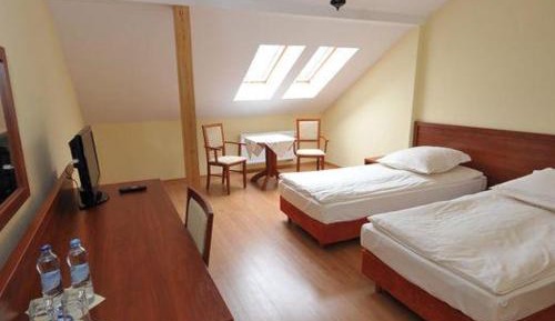 Deluxe Double Room with Shower