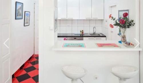 One-Bedroom Apartment with Balcony