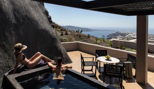 Secret Suite with Infinity Hot tub