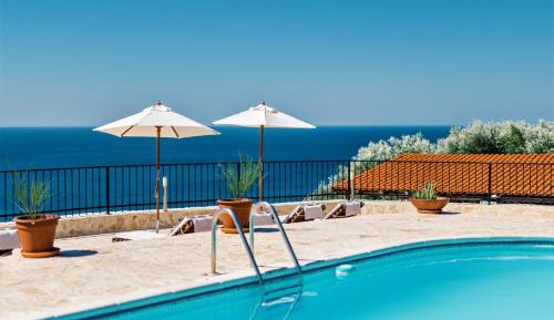 Deluxe Bungalow with Garden View