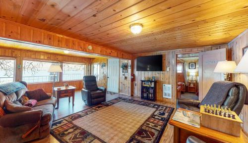 Two Bedroom Holiday Home