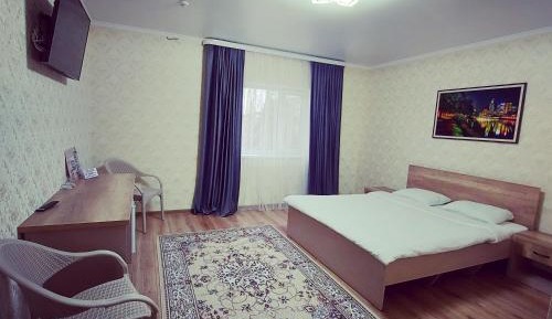Deluxe Double Room with Shower