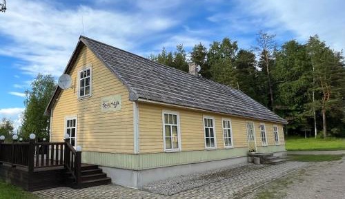 One-Bedroom House