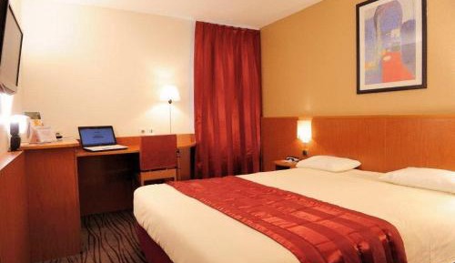 Double Room with 1 Double Bed