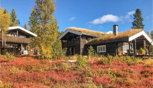 Three-Bedroom Holiday Home 