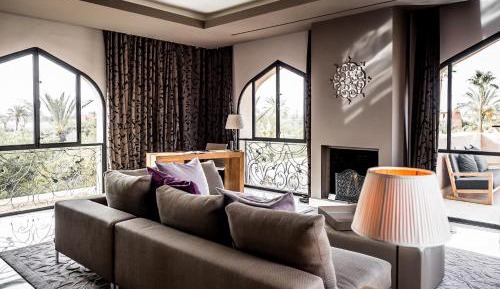 Lounge Suite