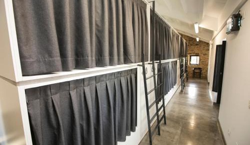 Mixed Dormitory Room
