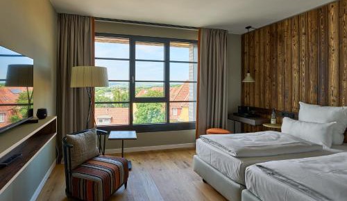  Double Room with View