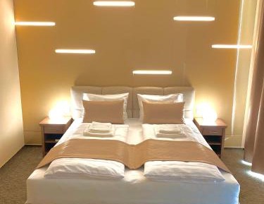 Superior King Room