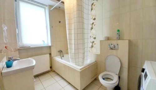 Twin Room with Shared Bathroom