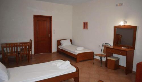 Economy Quadruple Room
