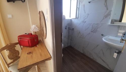 Studio with Sea View (2 Adults)