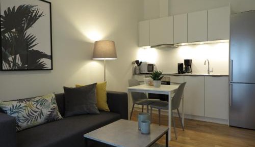 One-Bedroom Apartment