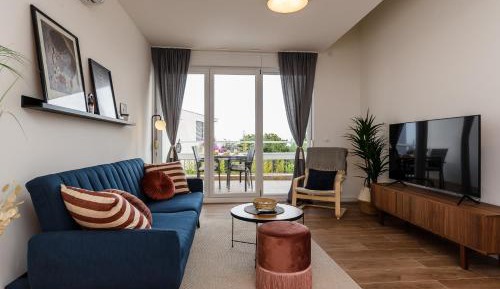 Apartment - Split Level